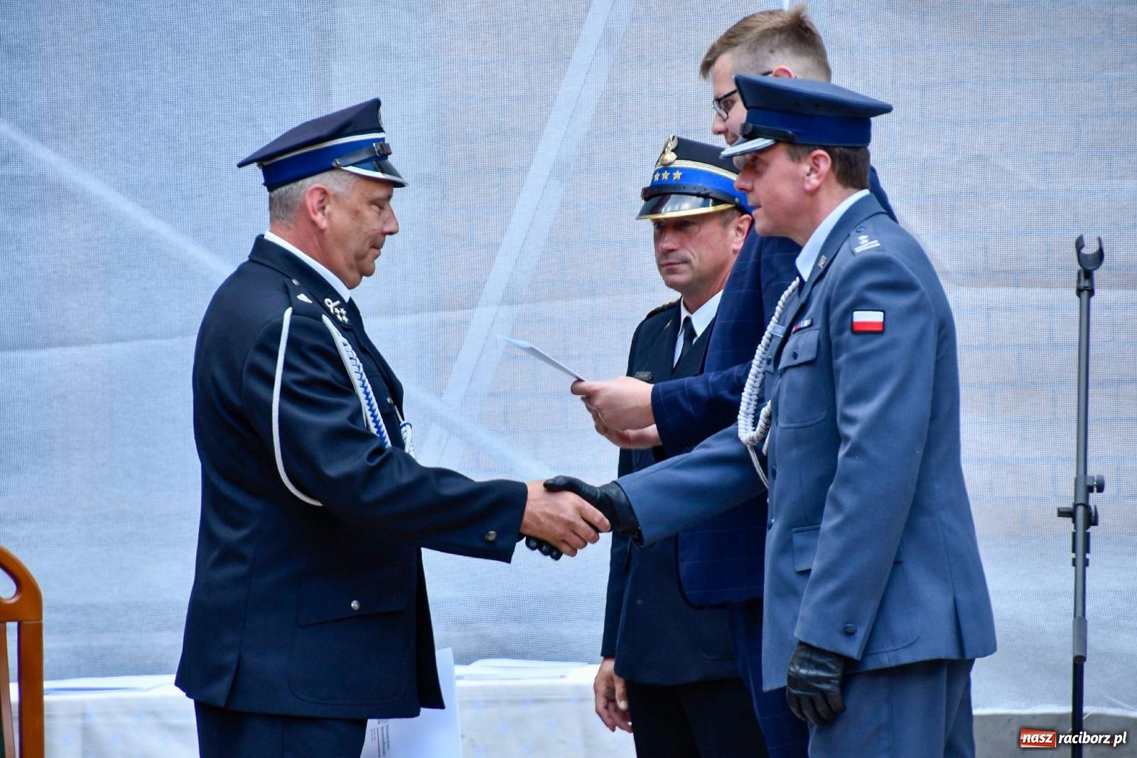 Zdjęcie w galerii na portalu naszraciborz.pl: Narodowy Dzień Powstań Śląskich. Tysiące ludzi na inscenizacji w Rzuchowie [FOTO i WIDEO] wiadomości z regionu