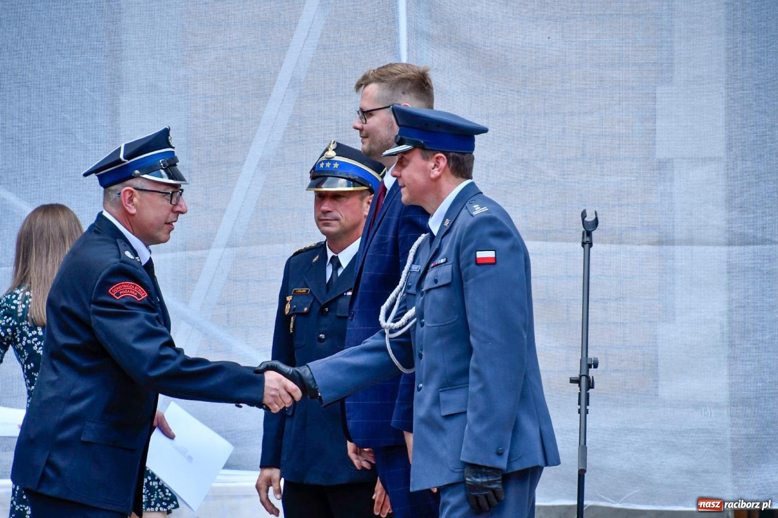 Zdjęcie w galerii na portalu naszraciborz.pl: Narodowy Dzień Powstań Śląskich. Tysiące ludzi na inscenizacji w Rzuchowie [FOTO i WIDEO] wiadomości z regionu