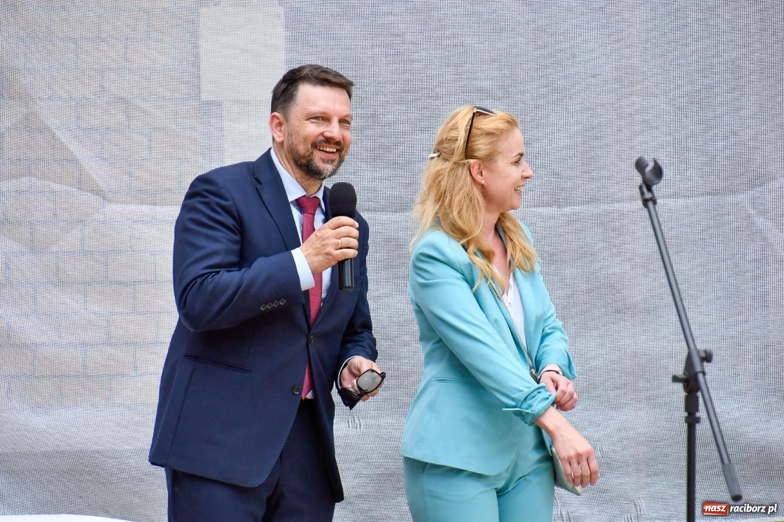 Zdjęcie w galerii na portalu naszraciborz.pl: Narodowy Dzień Powstań Śląskich. Tysiące ludzi na inscenizacji w Rzuchowie [FOTO i WIDEO] wiadomości z regionu