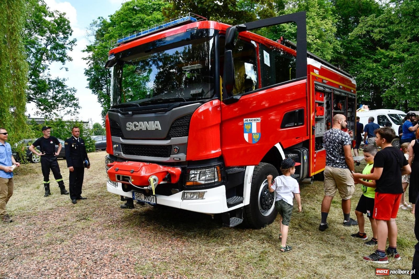 Zdjęcie w galerii na portalu naszraciborz.pl: Narodowy Dzień Powstań Śląskich. Tysiące ludzi na inscenizacji w Rzuchowie [FOTO i WIDEO] wiadomości z regionu