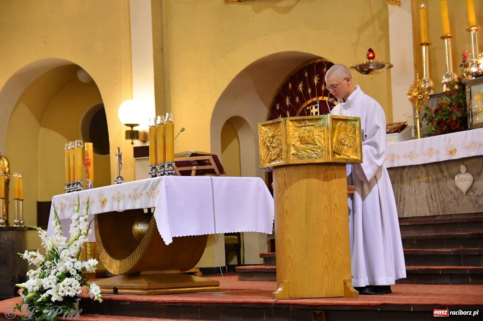 Zdjęcie w galerii na portalu naszraciborz.pl: Niecodzienny widok na odpuście w okrąglaku [FOTO i WIDEO] wiadomości z regionu