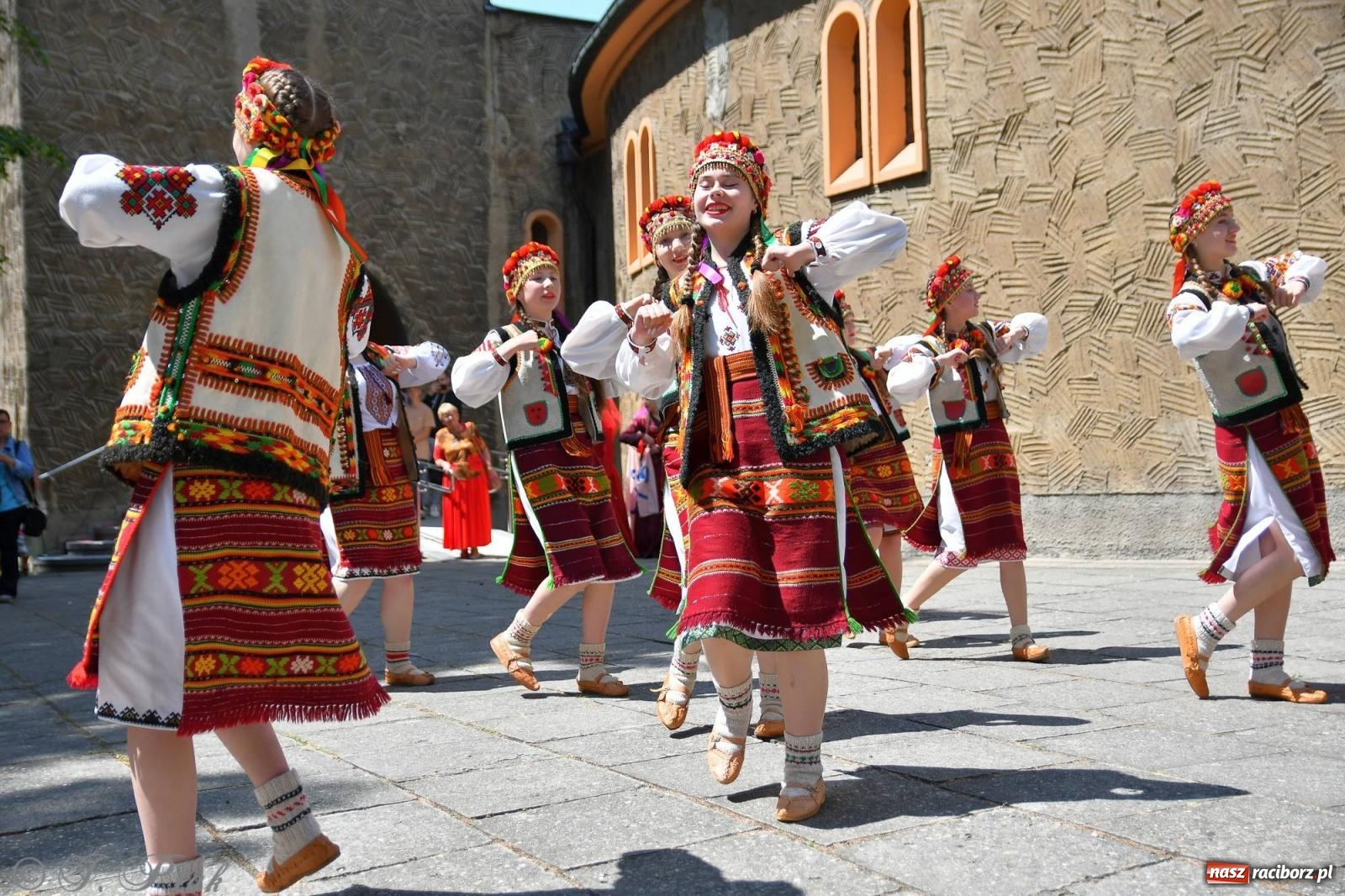 Zdjęcie w galerii na portalu naszraciborz.pl: Niecodzienny widok na odpuście w okrąglaku [FOTO i WIDEO] wiadomości z regionu
