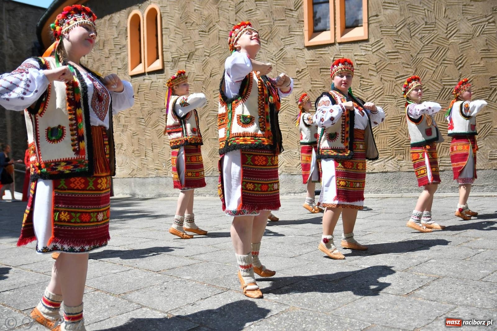 Zdjęcie w galerii na portalu naszraciborz.pl: Niecodzienny widok na odpuście w okrąglaku [FOTO i WIDEO] wiadomości z regionu