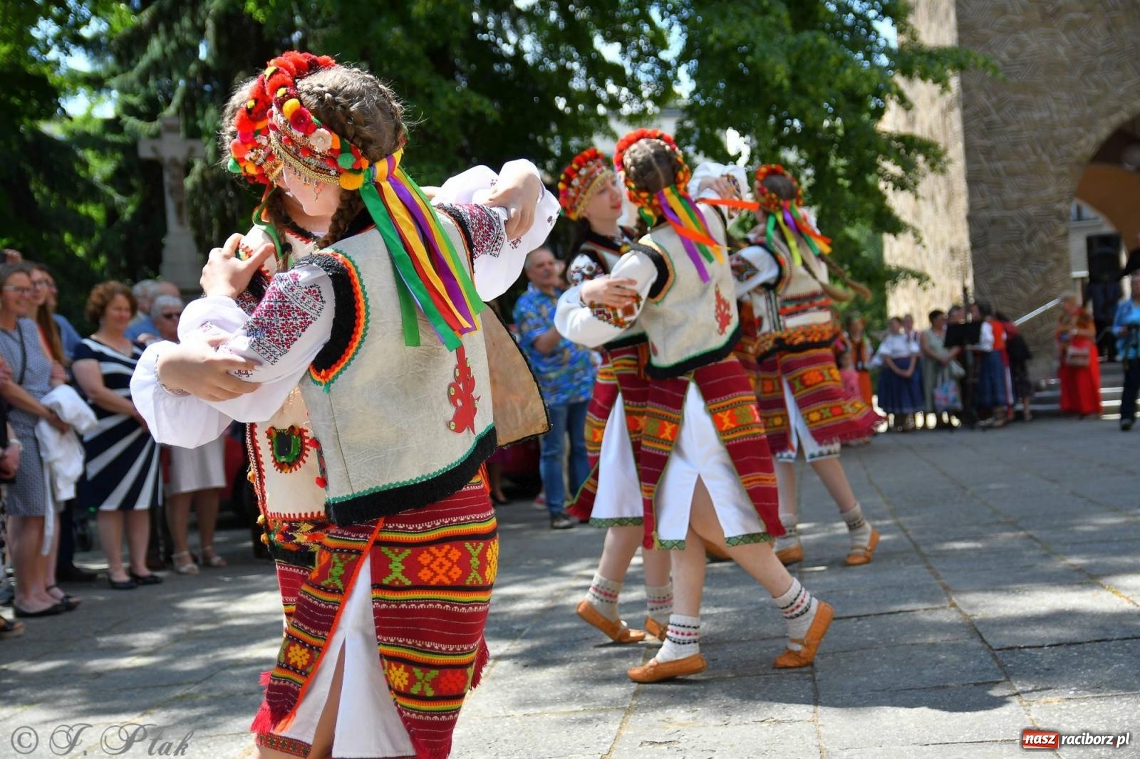 Zdjęcie w galerii na portalu naszraciborz.pl: Niecodzienny widok na odpuście w okrąglaku [FOTO i WIDEO] wiadomości z regionu
