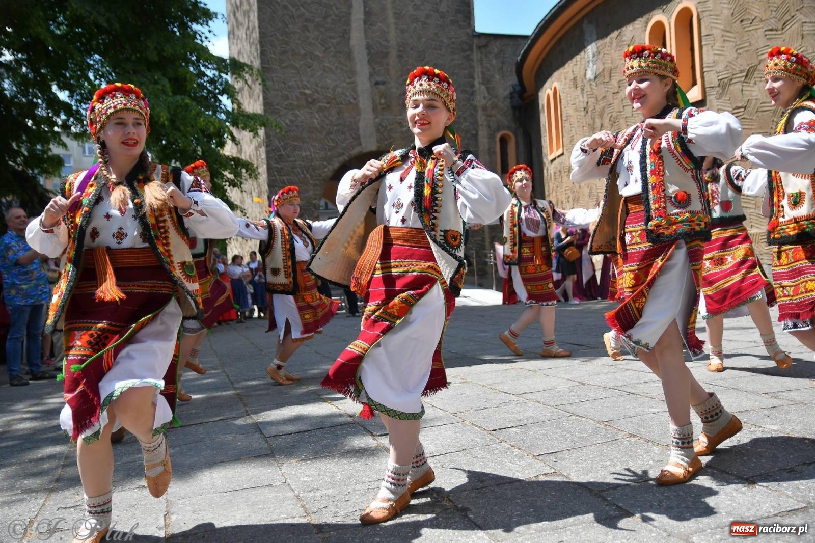 Zdjęcie w galerii na portalu naszraciborz.pl: Niecodzienny widok na odpuście w okrąglaku [FOTO i WIDEO] wiadomości z regionu
