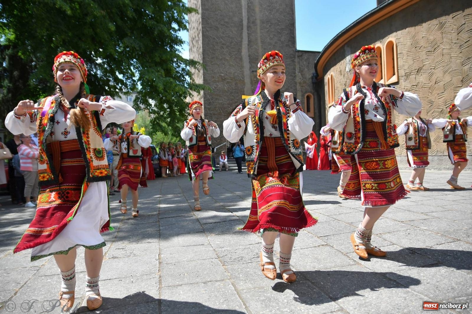 Zdjęcie w galerii na portalu naszraciborz.pl: Niecodzienny widok na odpuście w okrąglaku [FOTO i WIDEO] wiadomości z regionu