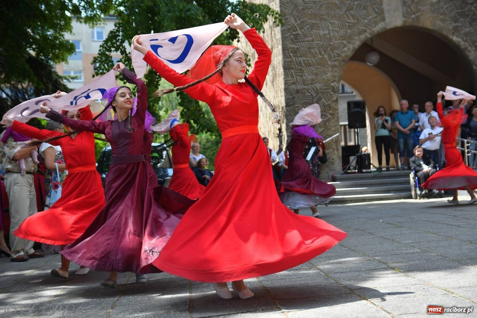 Zdjęcie w galerii na portalu naszraciborz.pl: Niecodzienny widok na odpuście w okrąglaku [FOTO i WIDEO] wiadomości z regionu