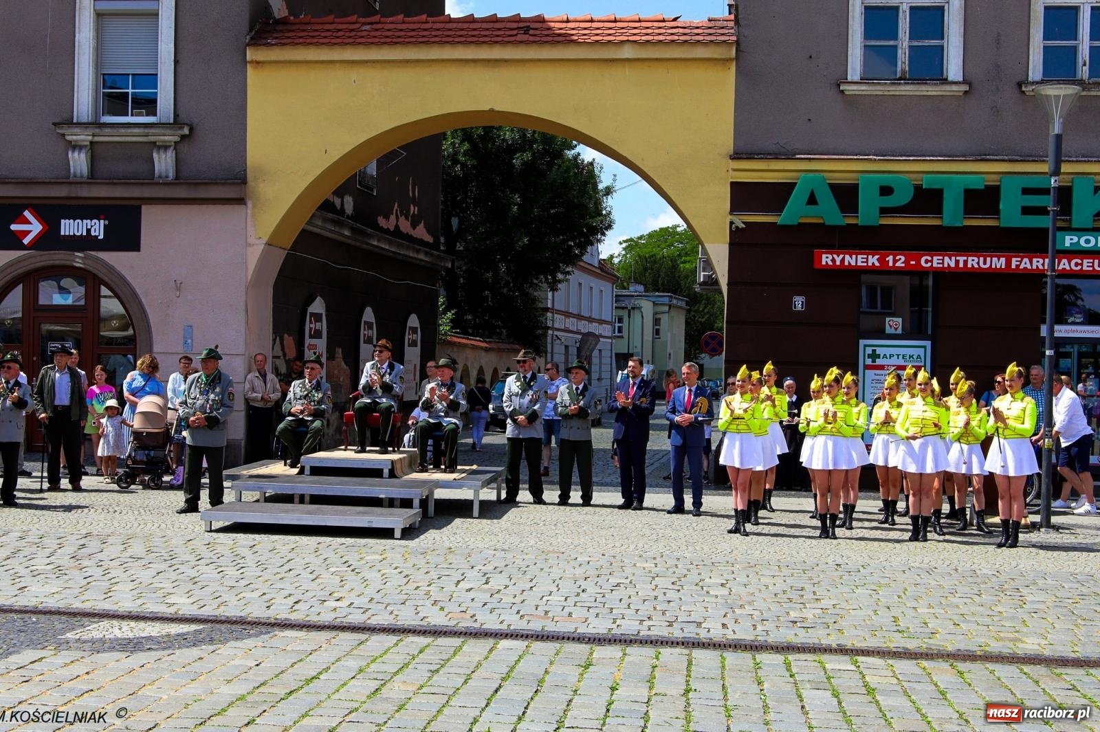 Zdjęcie w galerii na portalu naszraciborz.pl: Król Zbigniew będzie przez rok władał Raciborzem wiadomości z regionu