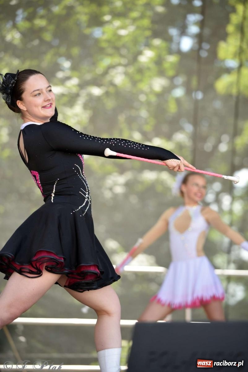 Zdjęcie w galerii na portalu naszraciborz.pl: Roztańczony raciborski zamek, czyli mażoretkowy zawrót głowy [FOTO i WIDEO] wiadomości z regionu