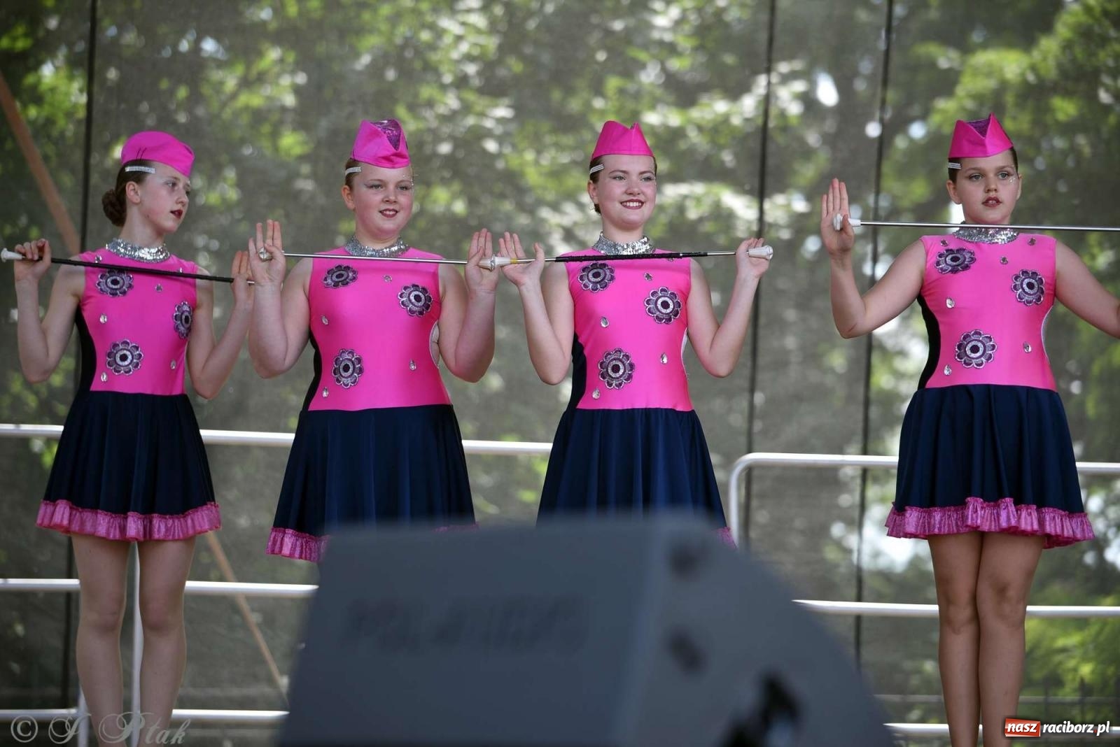 Zdjęcie w galerii na portalu naszraciborz.pl: Roztańczony raciborski zamek, czyli mażoretkowy zawrót głowy [FOTO i WIDEO] wiadomości z regionu