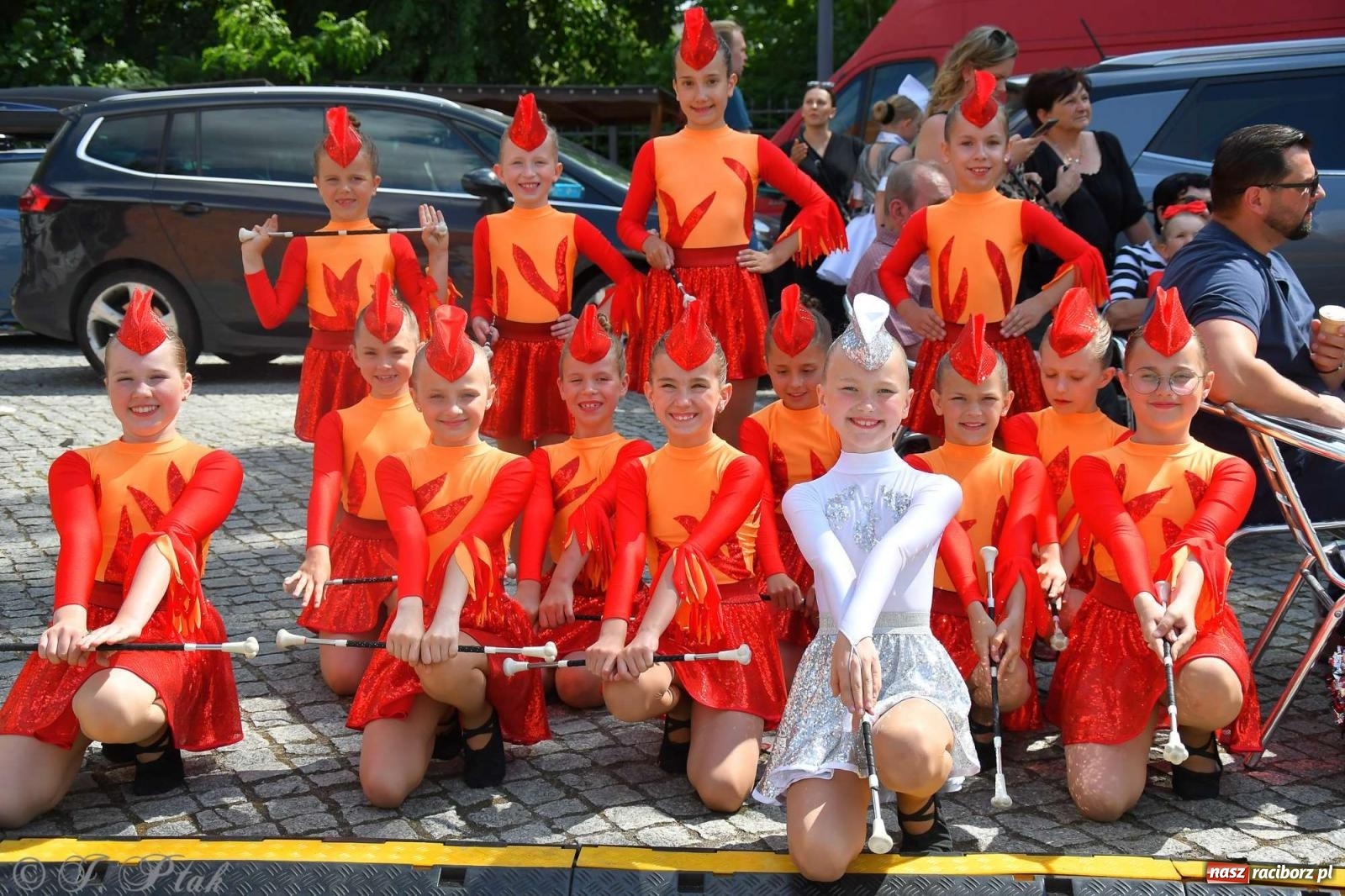 Zdjęcie w galerii na portalu naszraciborz.pl: Roztańczony raciborski zamek, czyli mażoretkowy zawrót głowy [FOTO i WIDEO] wiadomości z regionu