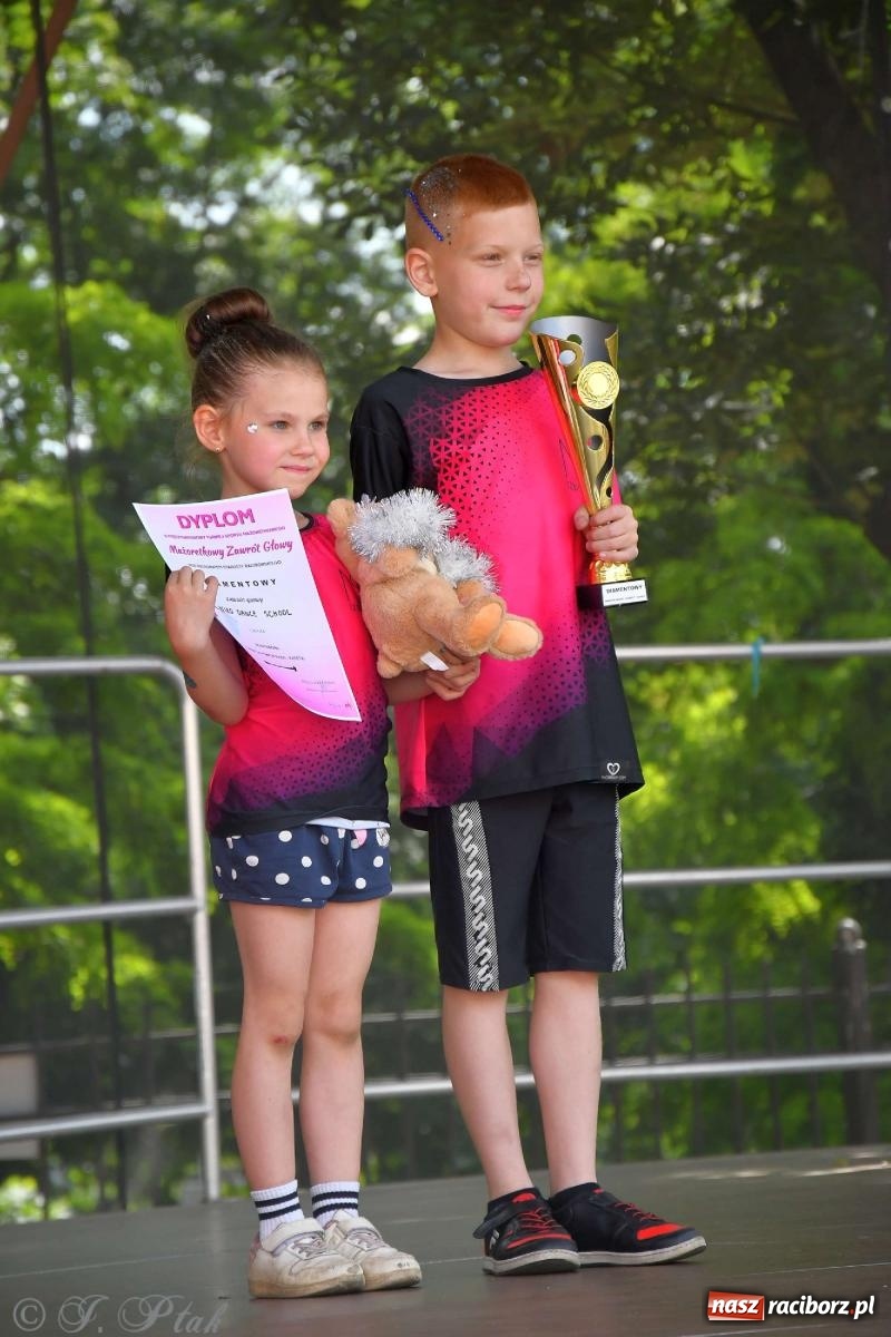 Zdjęcie w galerii na portalu naszraciborz.pl: Roztańczony raciborski zamek, czyli mażoretkowy zawrót głowy [FOTO i WIDEO] wiadomości z regionu