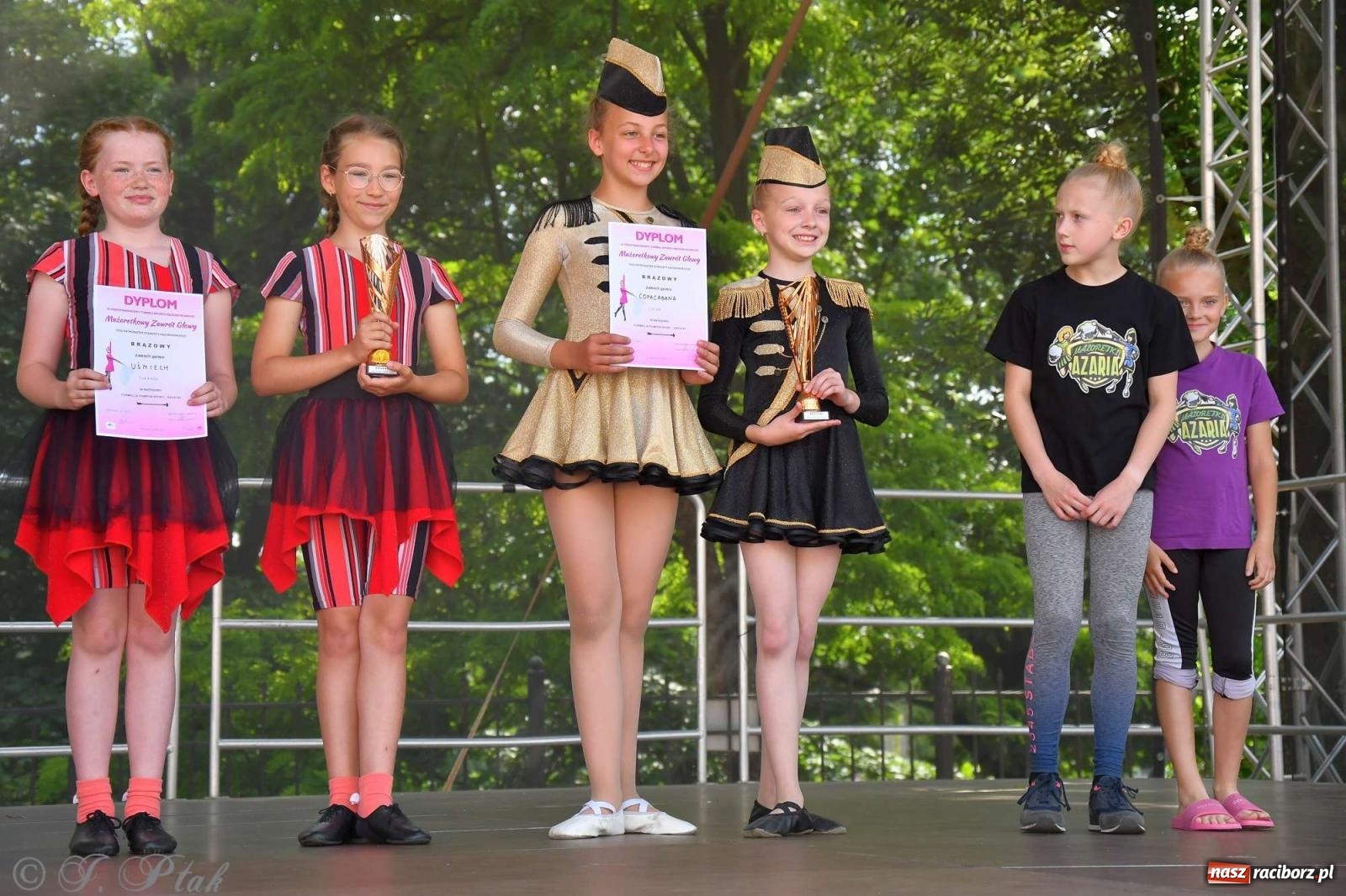 Zdjęcie w galerii na portalu naszraciborz.pl: Roztańczony raciborski zamek, czyli mażoretkowy zawrót głowy [FOTO i WIDEO] wiadomości z regionu