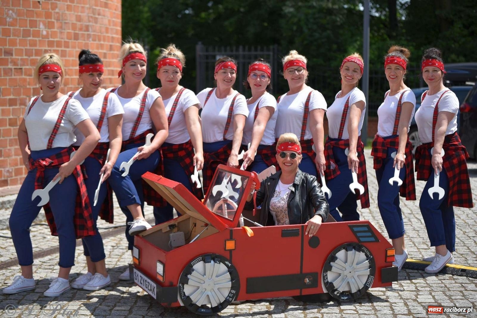 Zdjęcie w galerii na portalu naszraciborz.pl: Roztańczony raciborski zamek, czyli mażoretkowy zawrót głowy [FOTO i WIDEO] wiadomości z regionu