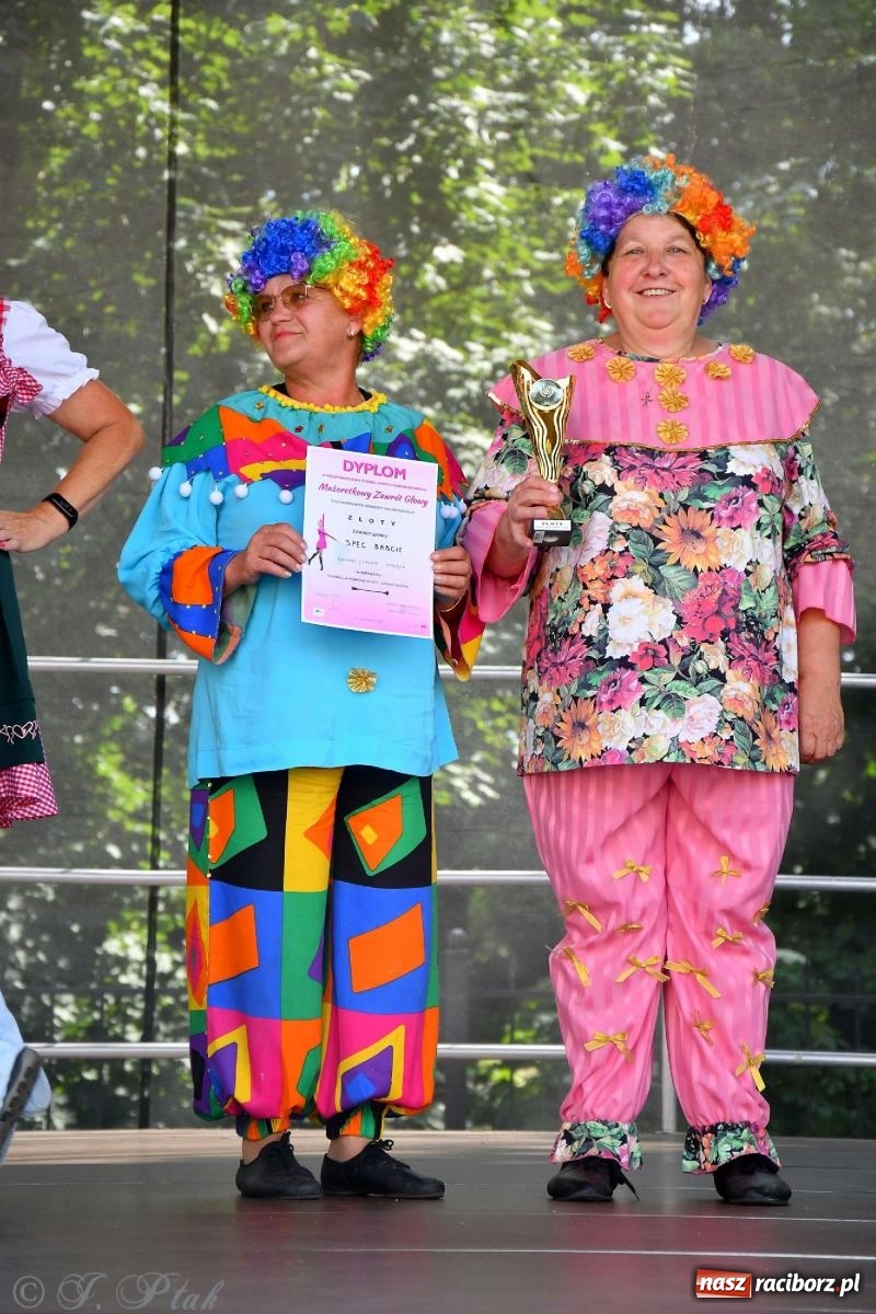 Zdjęcie w galerii na portalu naszraciborz.pl: Roztańczony raciborski zamek, czyli mażoretkowy zawrót głowy [FOTO i WIDEO] wiadomości z regionu