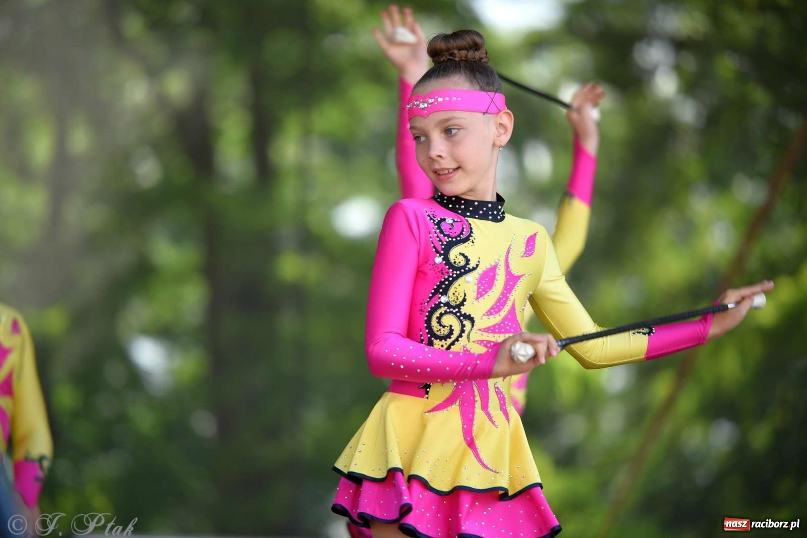 Zdjęcie w galerii na portalu naszraciborz.pl: Roztańczony raciborski zamek, czyli mażoretkowy zawrót głowy [FOTO i WIDEO] wiadomości z regionu