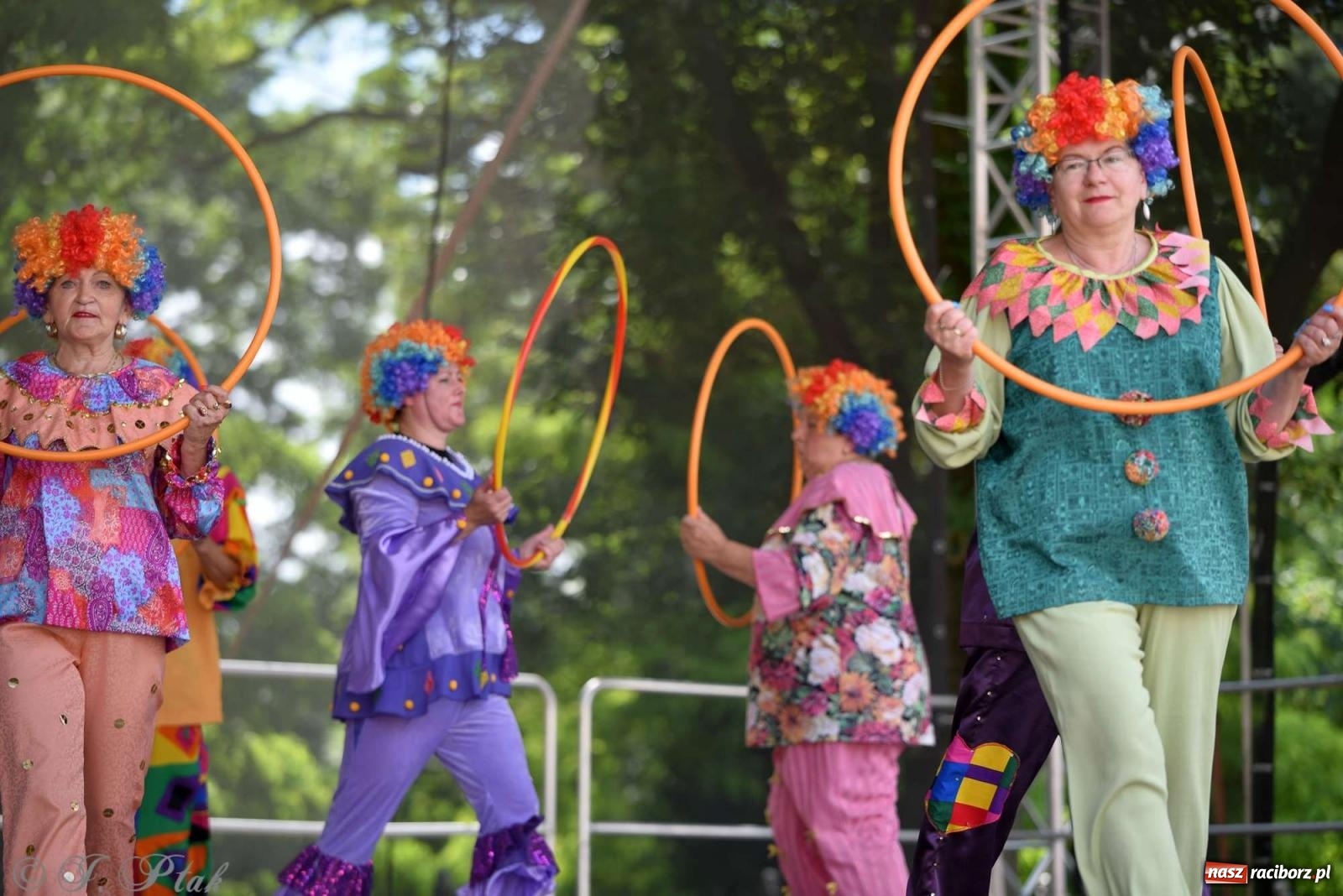 Zdjęcie w galerii na portalu naszraciborz.pl: Roztańczony raciborski zamek, czyli mażoretkowy zawrót głowy [FOTO i WIDEO] wiadomości z regionu