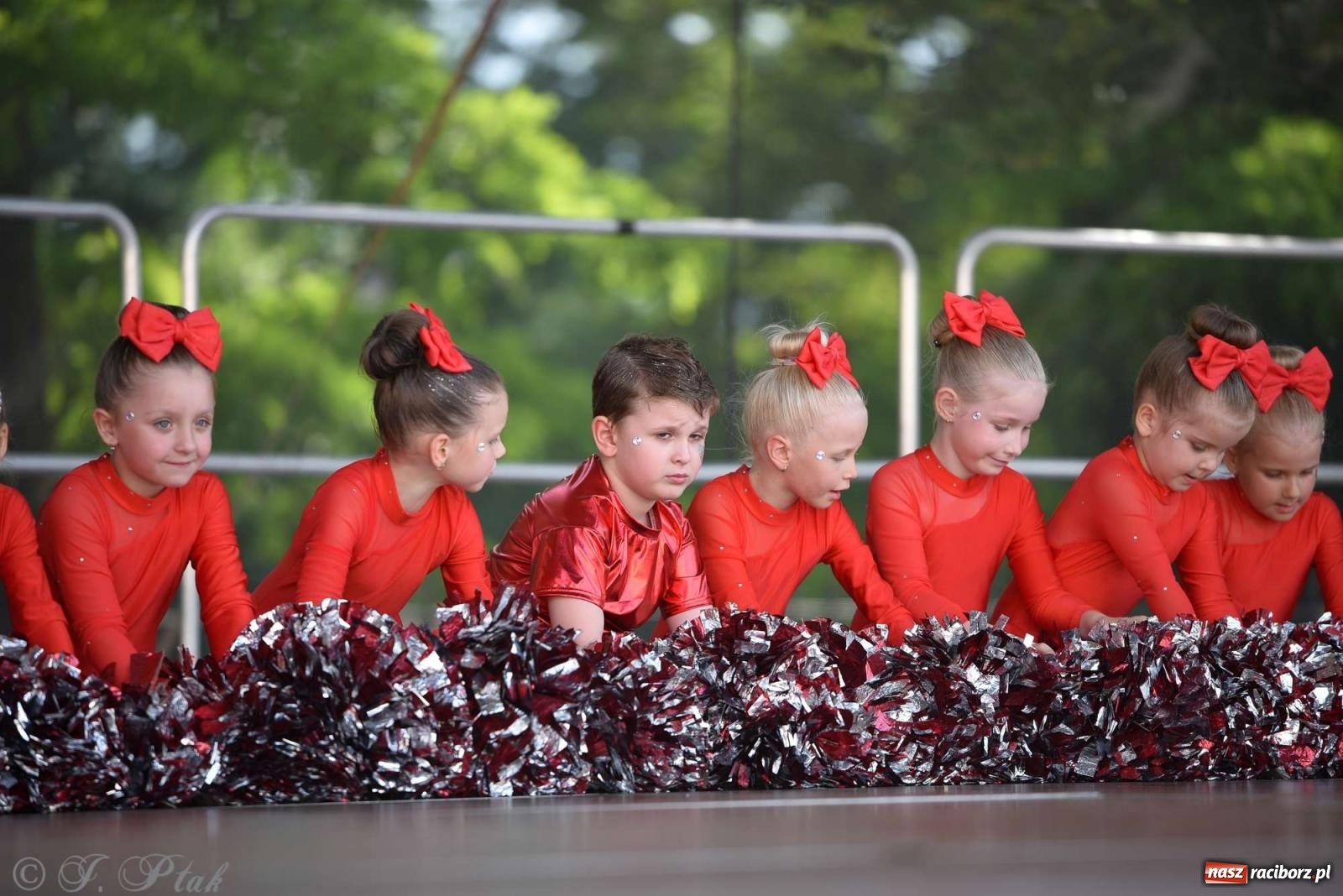 Zdjęcie w galerii na portalu naszraciborz.pl: Roztańczony raciborski zamek, czyli mażoretkowy zawrót głowy [FOTO i WIDEO] wiadomości z regionu
