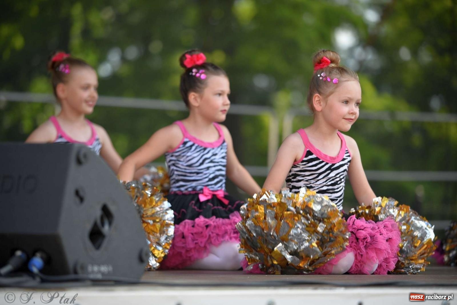 Zdjęcie w galerii na portalu naszraciborz.pl: Roztańczony raciborski zamek, czyli mażoretkowy zawrót głowy [FOTO i WIDEO] wiadomości z regionu