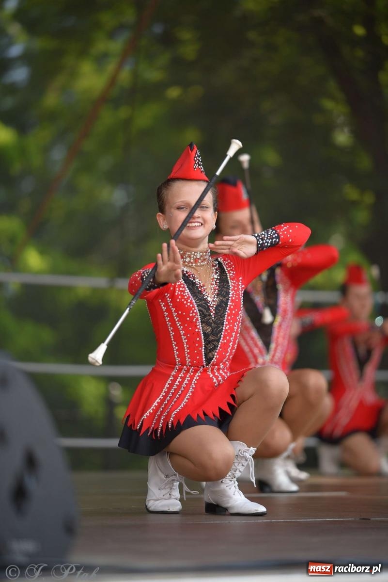 Zdjęcie w galerii na portalu naszraciborz.pl: Roztańczony raciborski zamek, czyli mażoretkowy zawrót głowy [FOTO i WIDEO] wiadomości z regionu