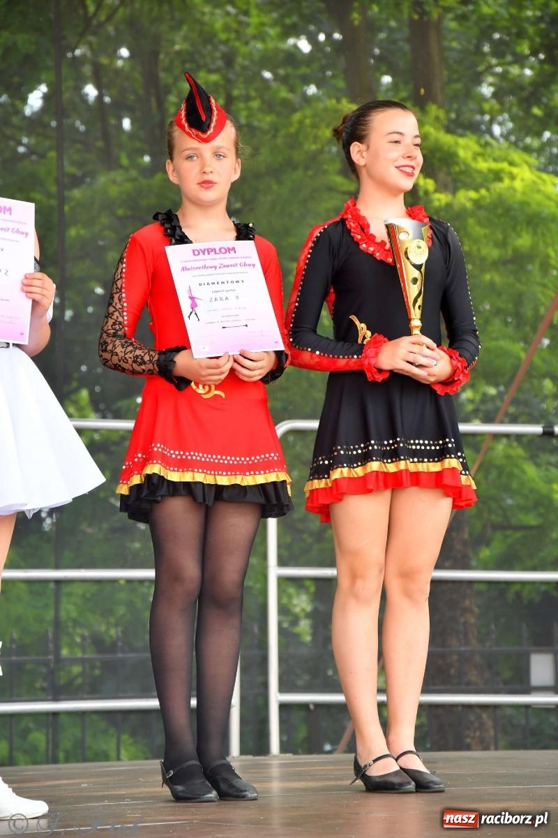 Zdjęcie w galerii na portalu naszraciborz.pl: Roztańczony raciborski zamek, czyli mażoretkowy zawrót głowy [FOTO i WIDEO] wiadomości z regionu