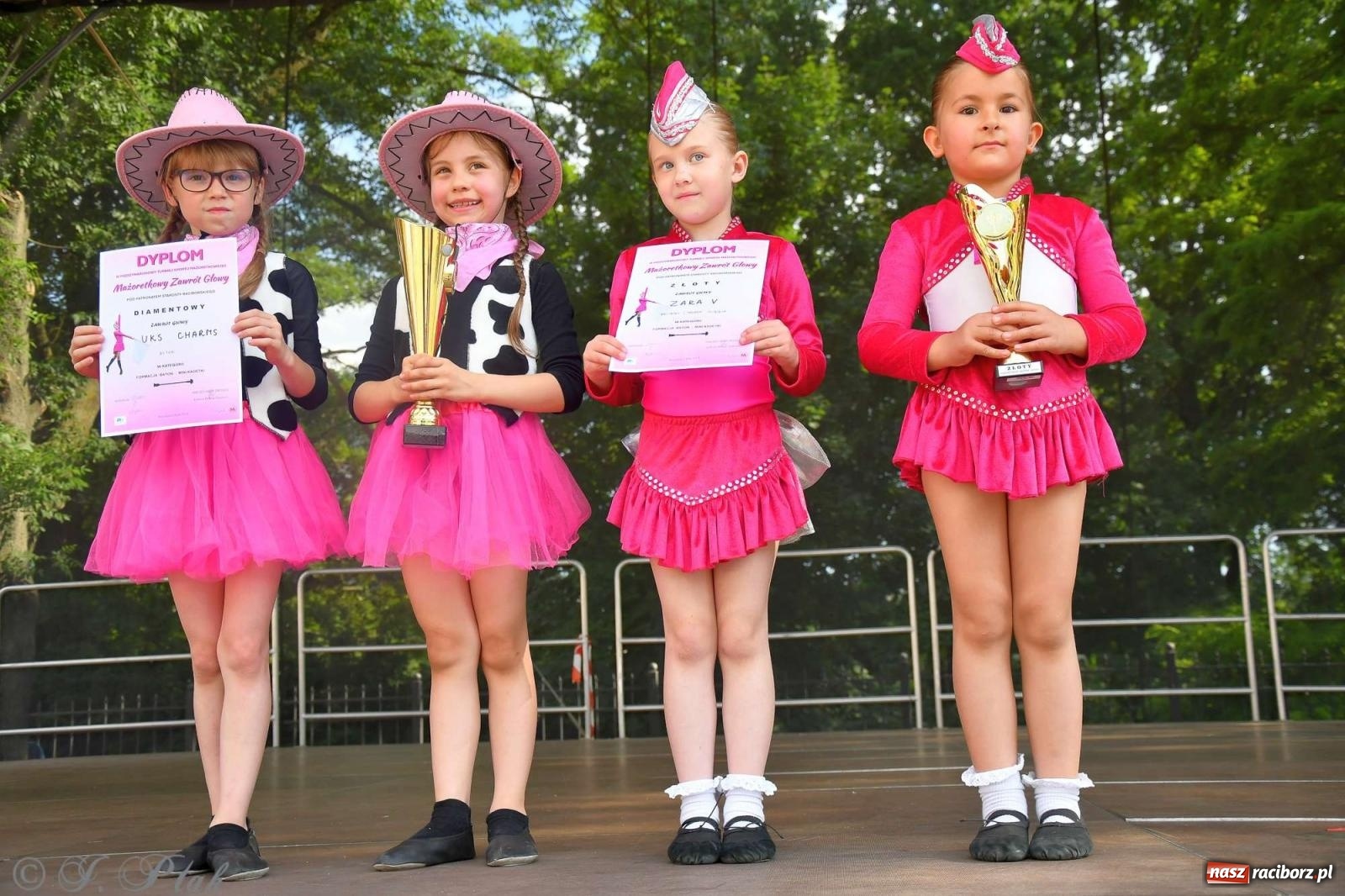 Zdjęcie w galerii na portalu naszraciborz.pl: Roztańczony raciborski zamek, czyli mażoretkowy zawrót głowy [FOTO i WIDEO] wiadomości z regionu