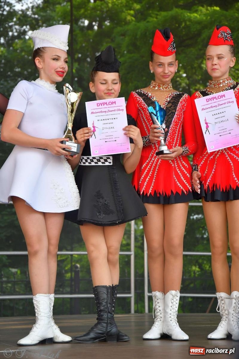 Zdjęcie w galerii na portalu naszraciborz.pl: Roztańczony raciborski zamek, czyli mażoretkowy zawrót głowy [FOTO i WIDEO] wiadomości z regionu