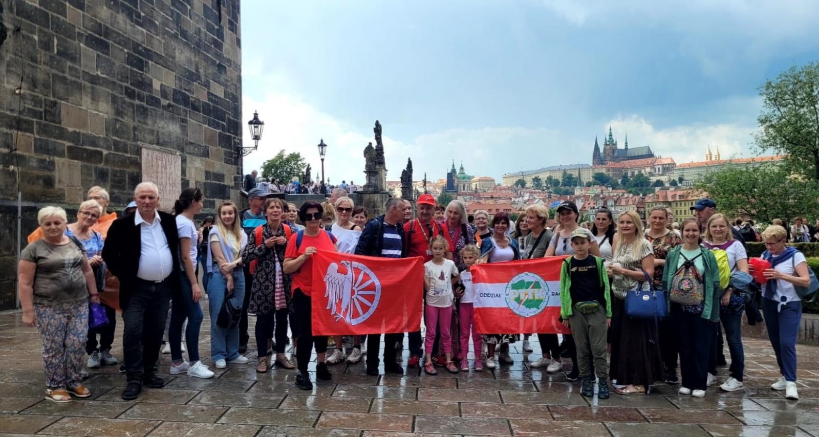 Zdjęcie w galerii na portalu naszraciborz.pl: PTTK zabrało raciborzan do Czech wiadomości z regionu