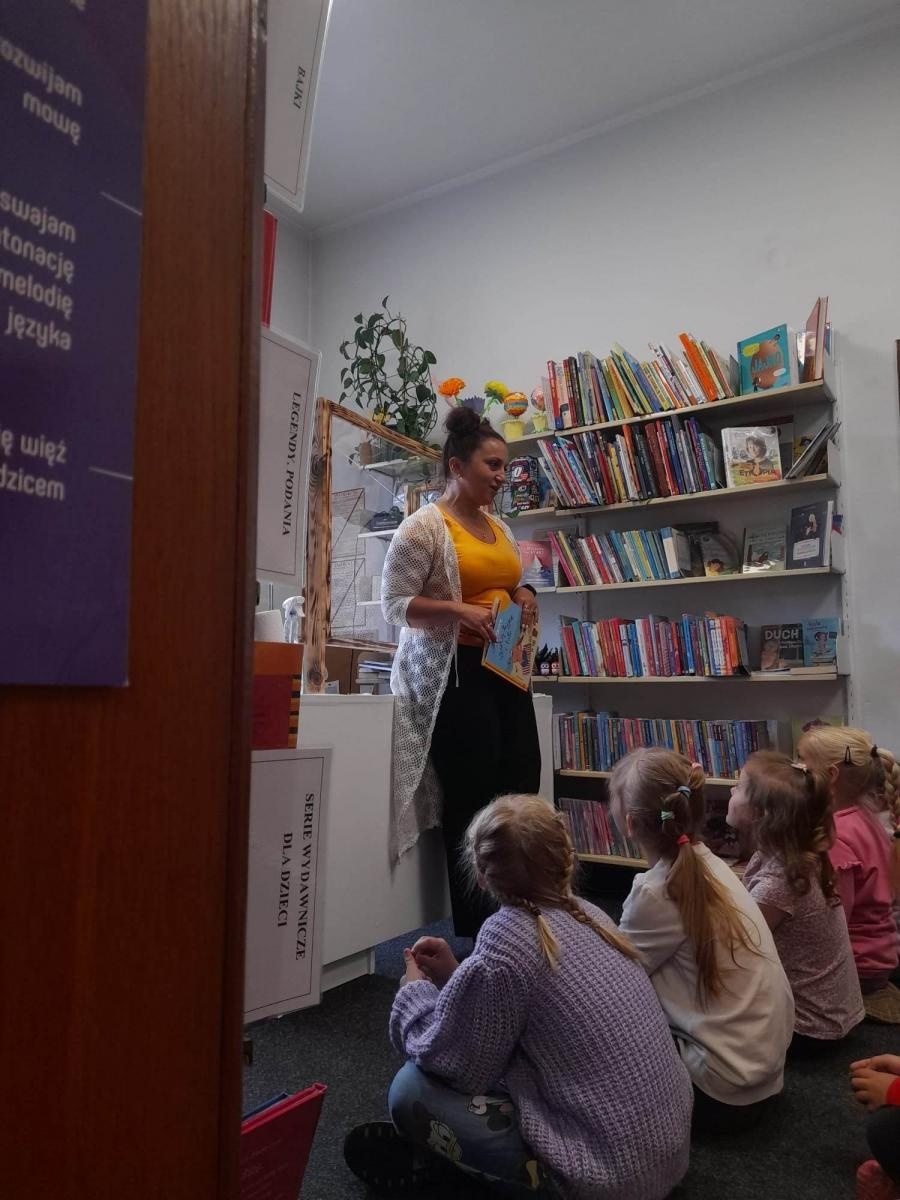 Zdjęcie w galerii na portalu naszraciborz.pl: XXII Ogólnopolski Tydzień Czytania Dzieciom w Rudach wiadomości z regionu