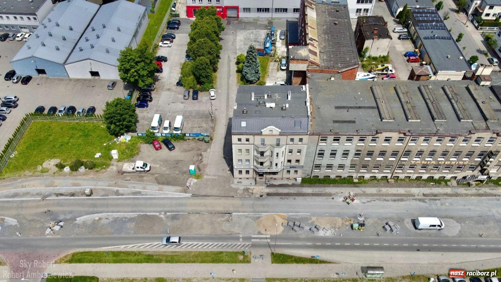 Zdjęcie w galerii na portalu naszraciborz.pl: Remont Bosackiej-Rybnickiej potrwa dłużej niż zakładano [ZDJĘCIA LOTNICZE] wiadomości z regionu