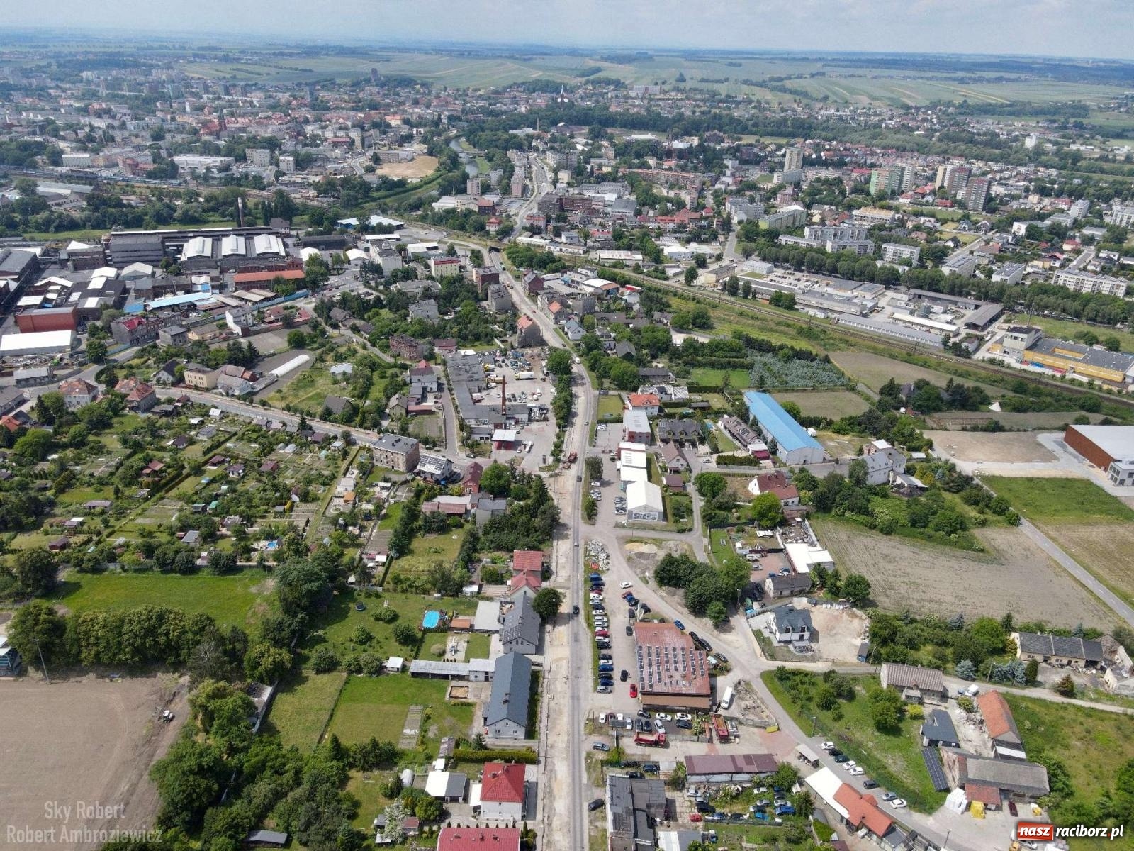 Zdjęcie w galerii na portalu naszraciborz.pl: Remont Bosackiej-Rybnickiej potrwa dłużej niż zakładano [ZDJĘCIA LOTNICZE] wiadomości z regionu