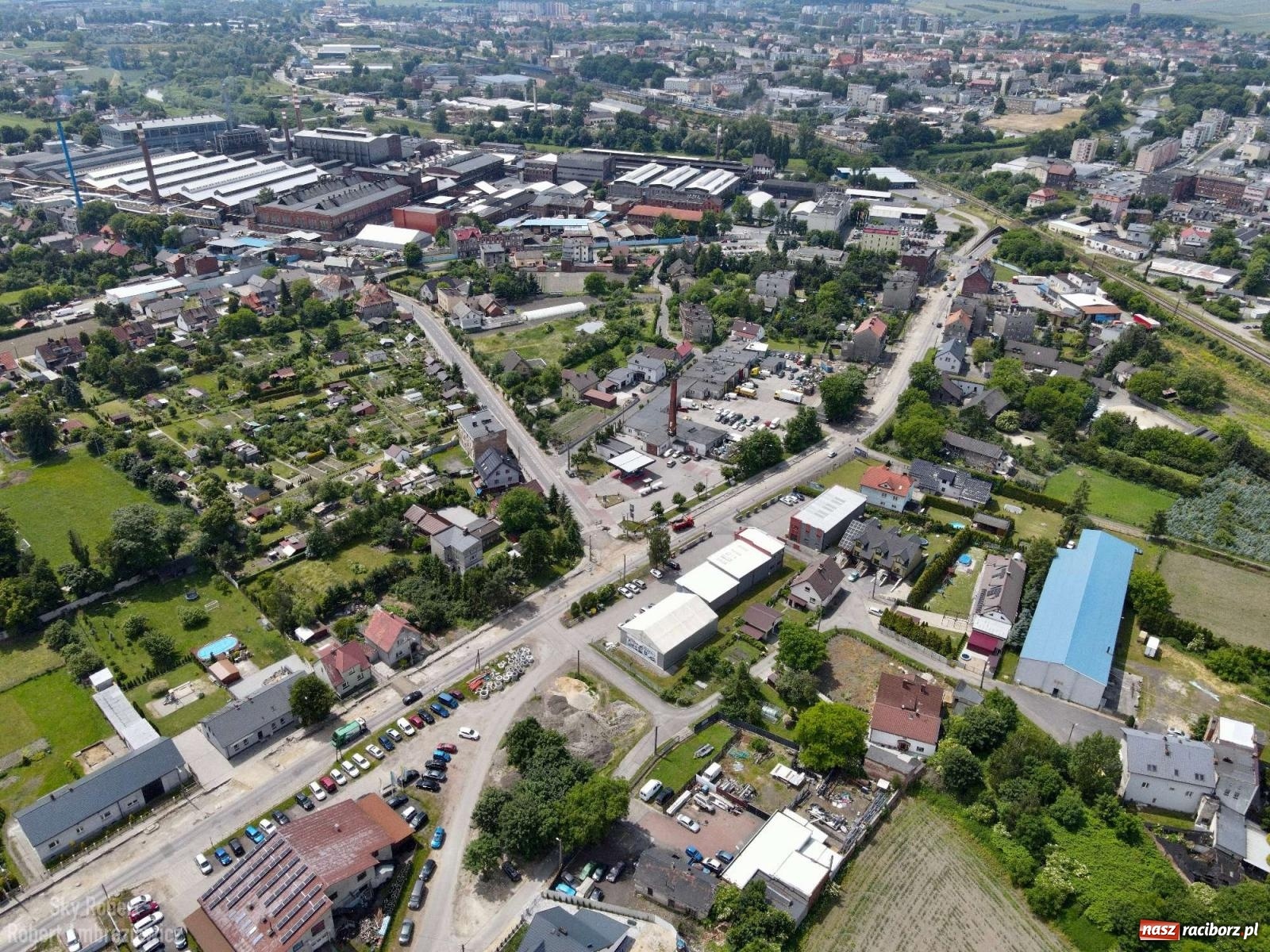 Zdjęcie w galerii na portalu naszraciborz.pl: Remont Bosackiej-Rybnickiej potrwa dłużej niż zakładano [ZDJĘCIA LOTNICZE] wiadomości z regionu