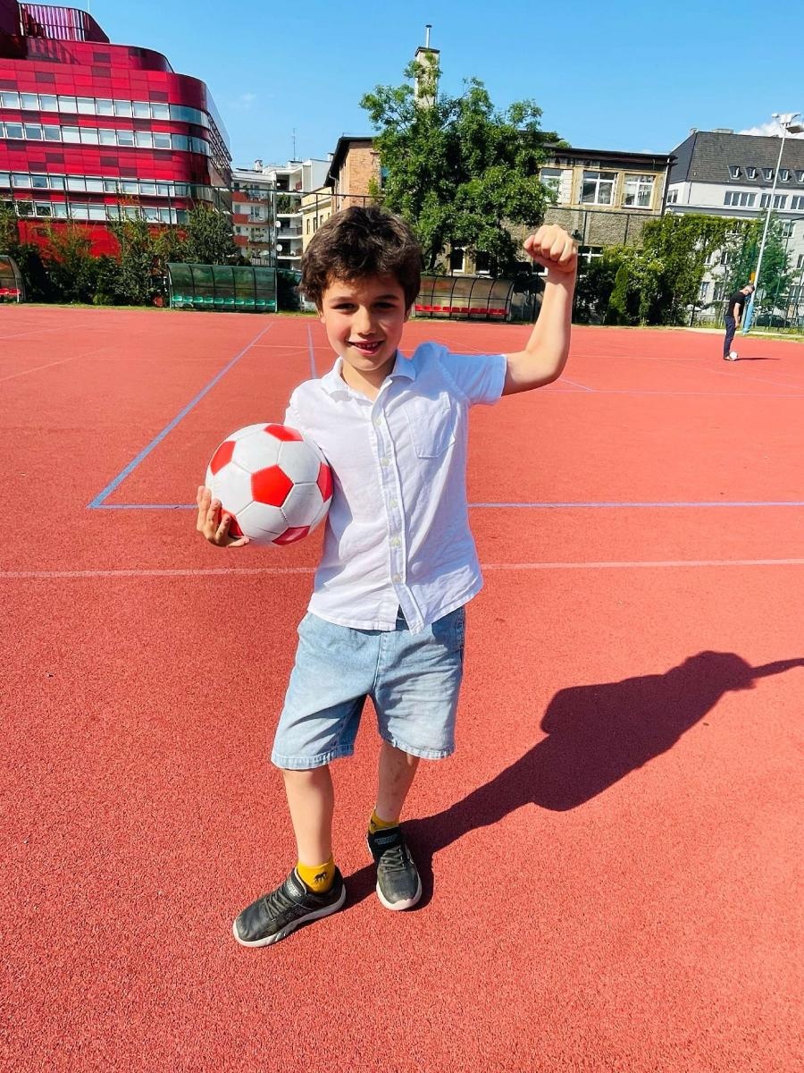 Zdjęcie w galerii na portalu naszraciborz.pl: Przedwakacyjny rodzinny festyn w SP 13 wiadomości z regionu