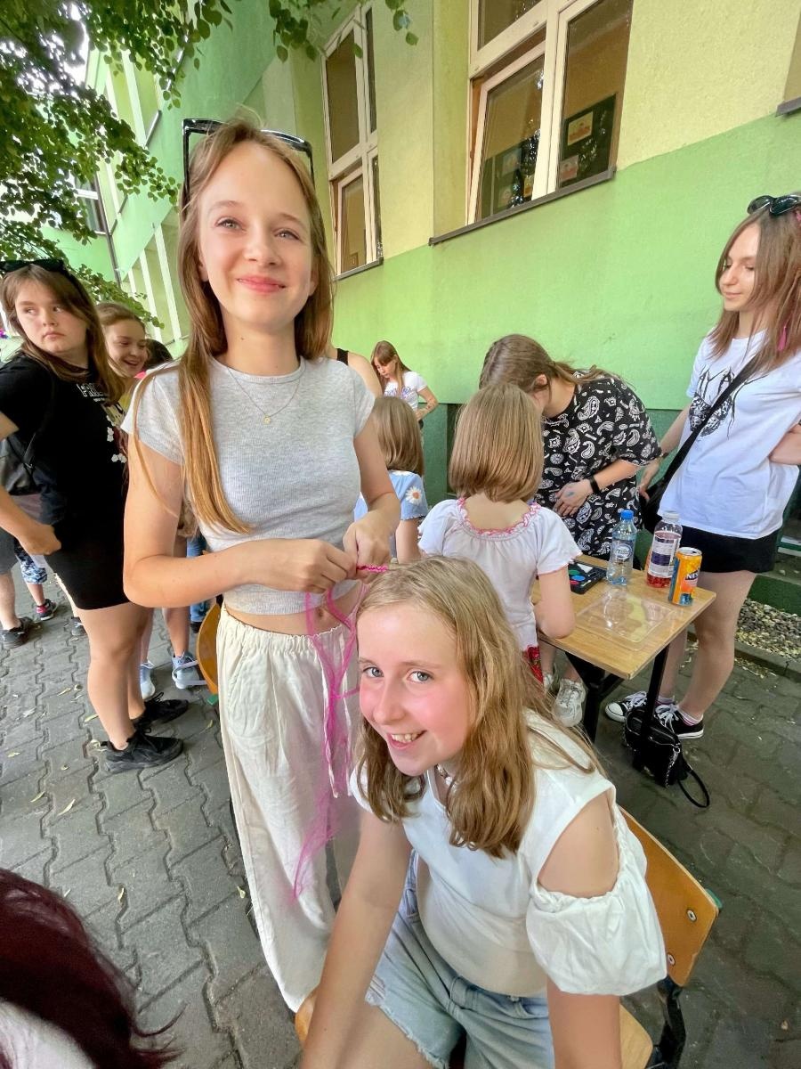 Zdjęcie w galerii na portalu naszraciborz.pl: Przedwakacyjny rodzinny festyn w SP 13 wiadomości z regionu