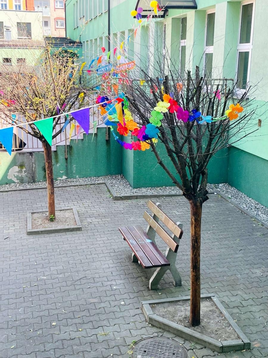 Zdjęcie w galerii na portalu naszraciborz.pl: Przedwakacyjny rodzinny festyn w SP 13 wiadomości z regionu