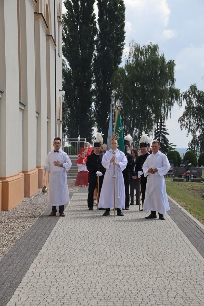 Zdjęcie w galerii na portalu naszraciborz.pl: 800 lat Sławikowa. Parafia hucznie świętowała urodziny wiadomości z regionu