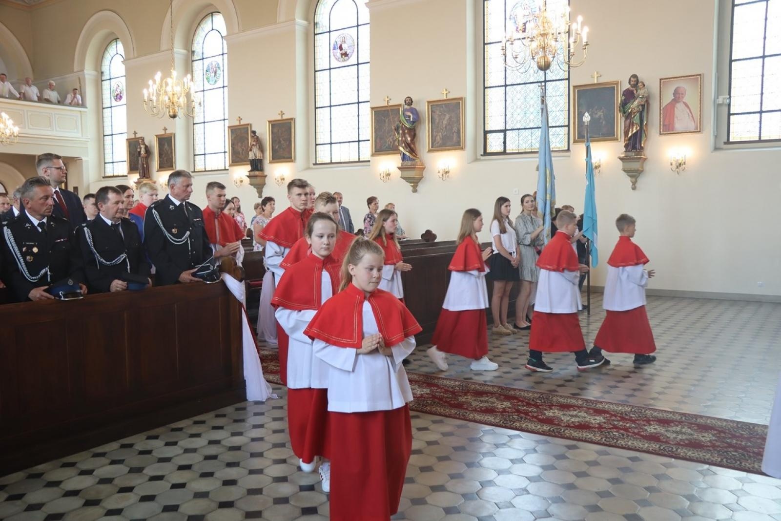 Zdjęcie w galerii na portalu naszraciborz.pl: 800 lat Sławikowa. Parafia hucznie świętowała urodziny wiadomości z regionu