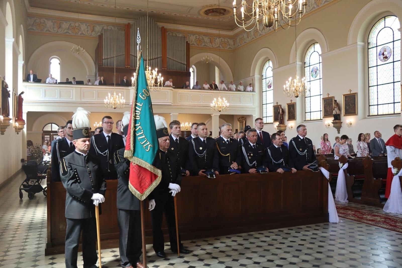 Zdjęcie w galerii na portalu naszraciborz.pl: 800 lat Sławikowa. Parafia hucznie świętowała urodziny wiadomości z regionu