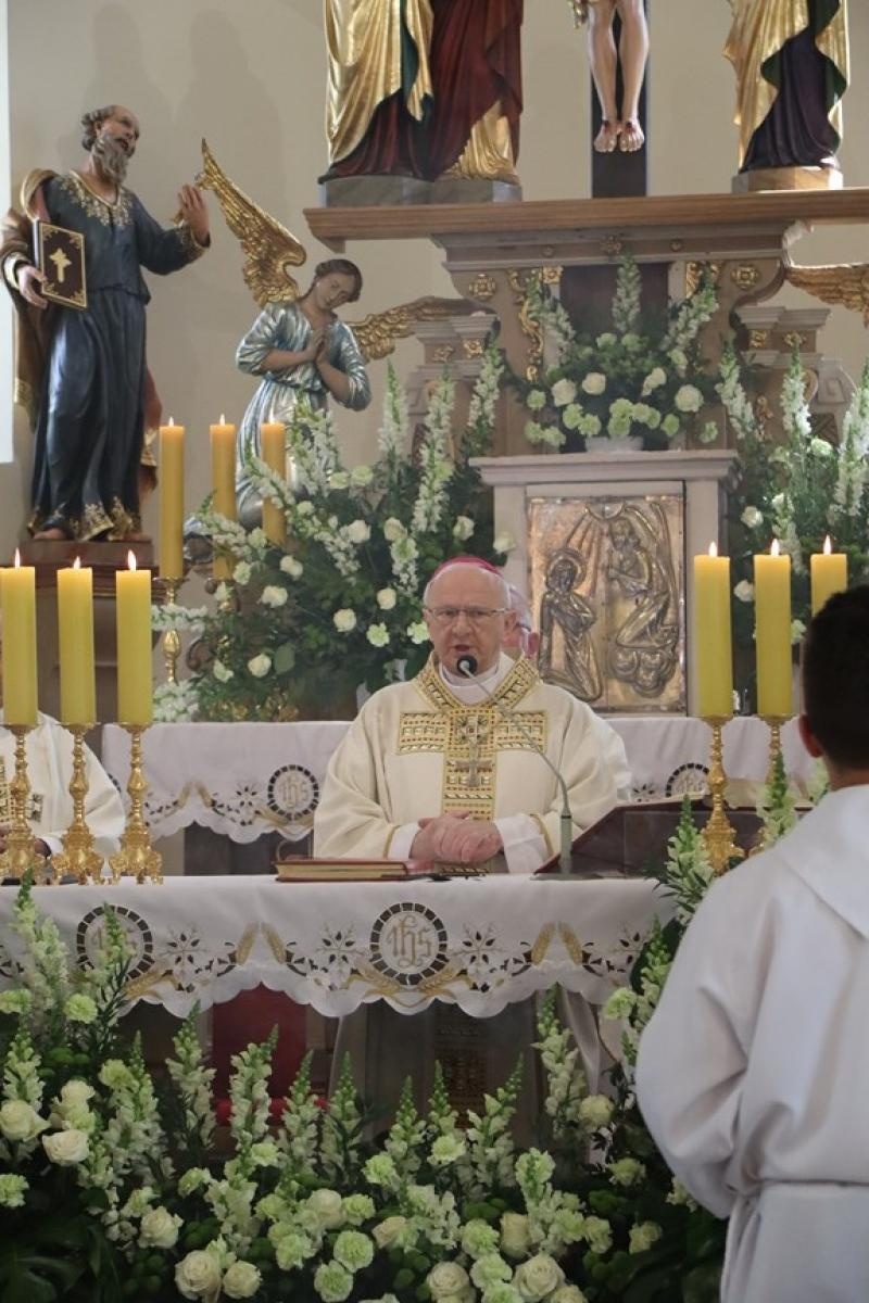 Zdjęcie w galerii na portalu naszraciborz.pl: 800 lat Sławikowa. Parafia hucznie świętowała urodziny wiadomości z regionu