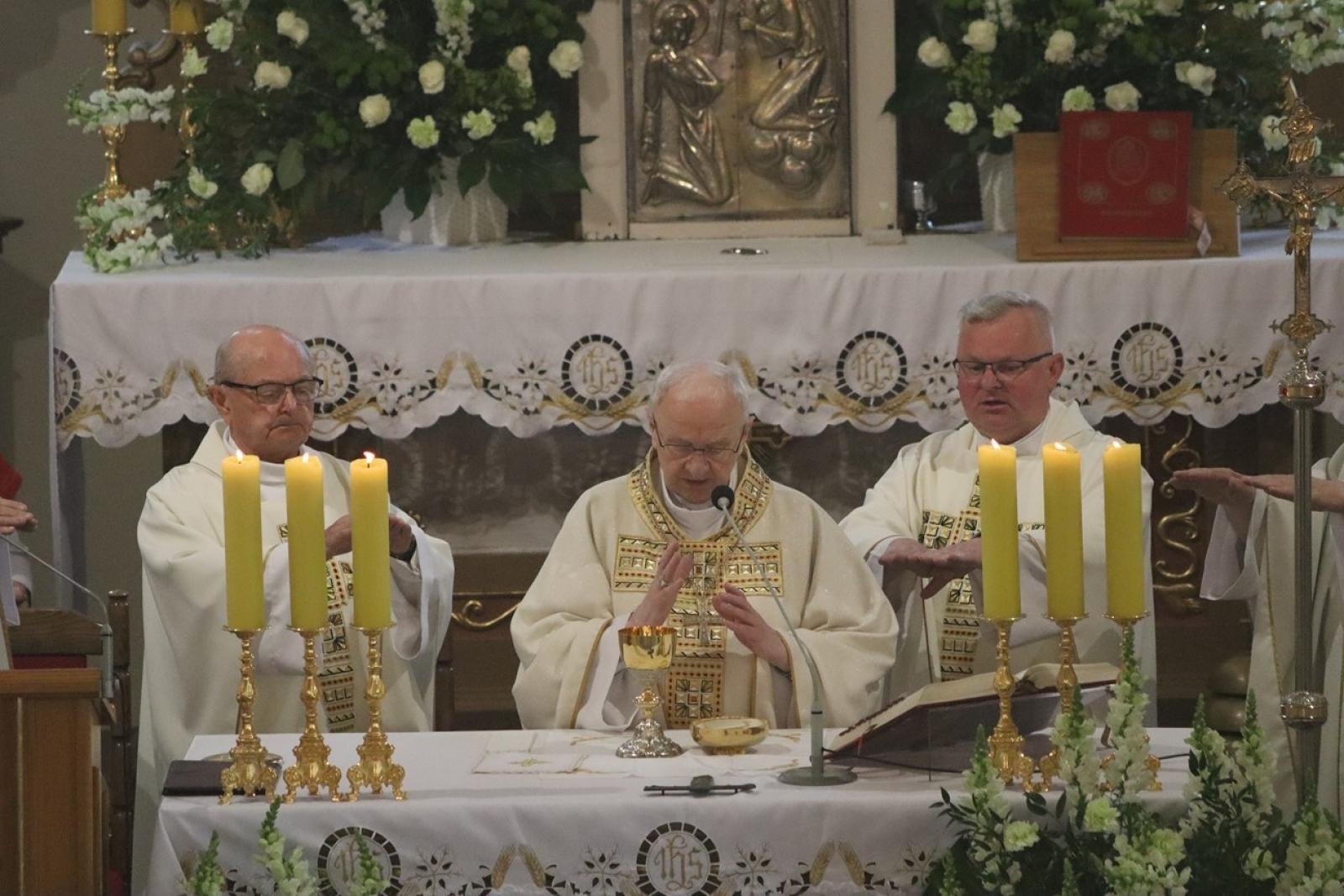 Zdjęcie w galerii na portalu naszraciborz.pl: 800 lat Sławikowa. Parafia hucznie świętowała urodziny wiadomości z regionu
