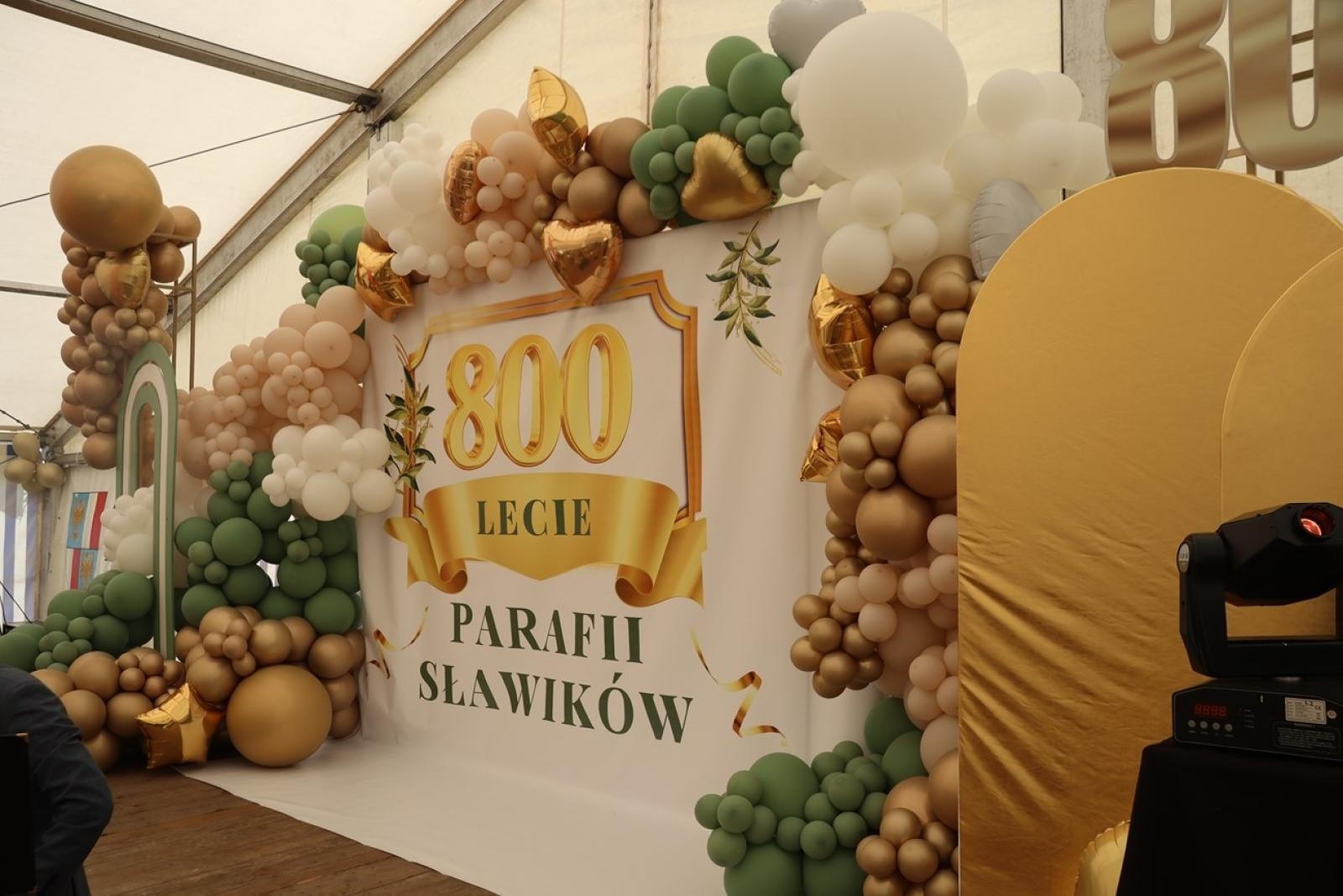 Zdjęcie w galerii na portalu naszraciborz.pl: 800 lat Sławikowa. Parafia hucznie świętowała urodziny wiadomości z regionu