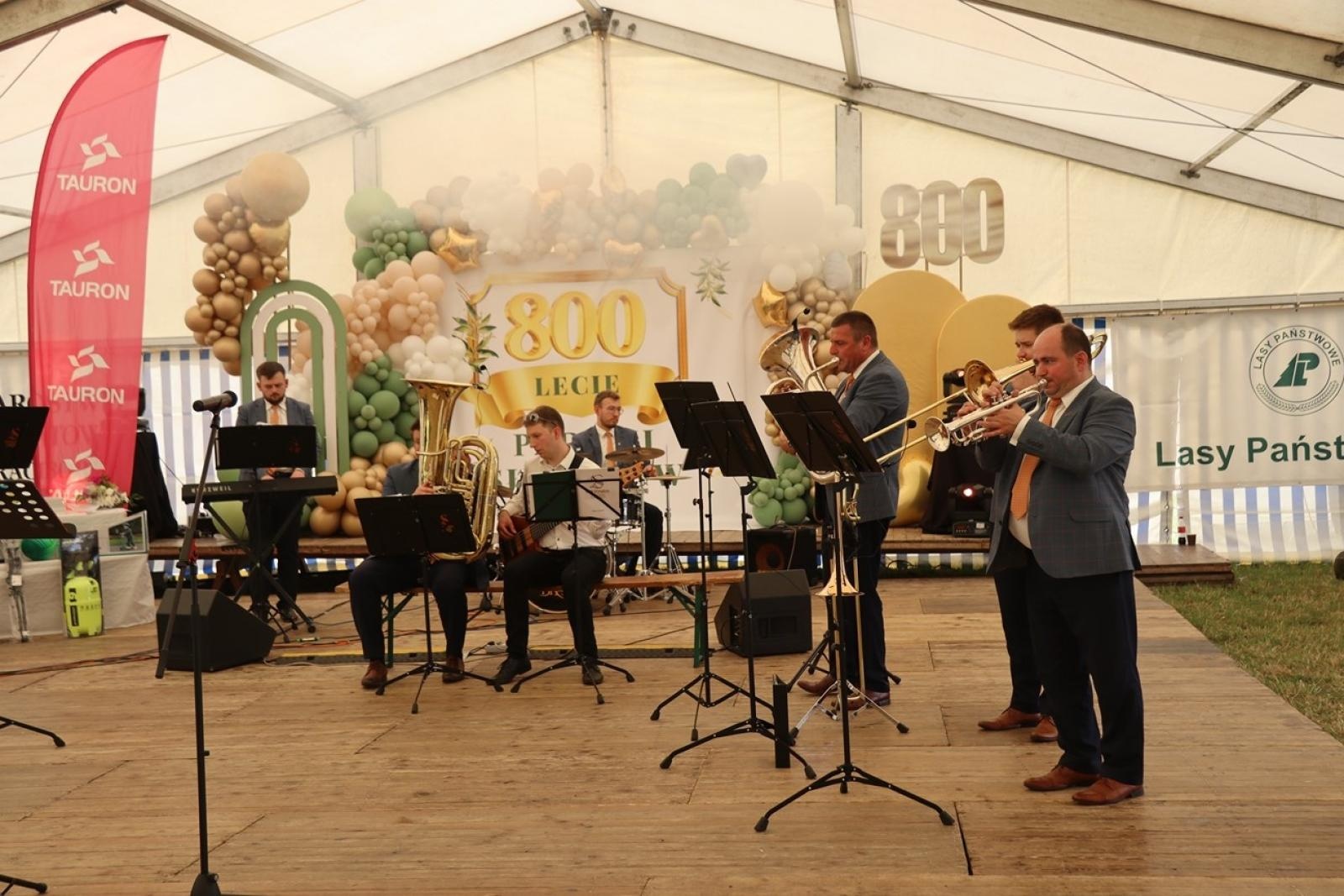 Zdjęcie w galerii na portalu naszraciborz.pl: 800 lat Sławikowa. Parafia hucznie świętowała urodziny wiadomości z regionu