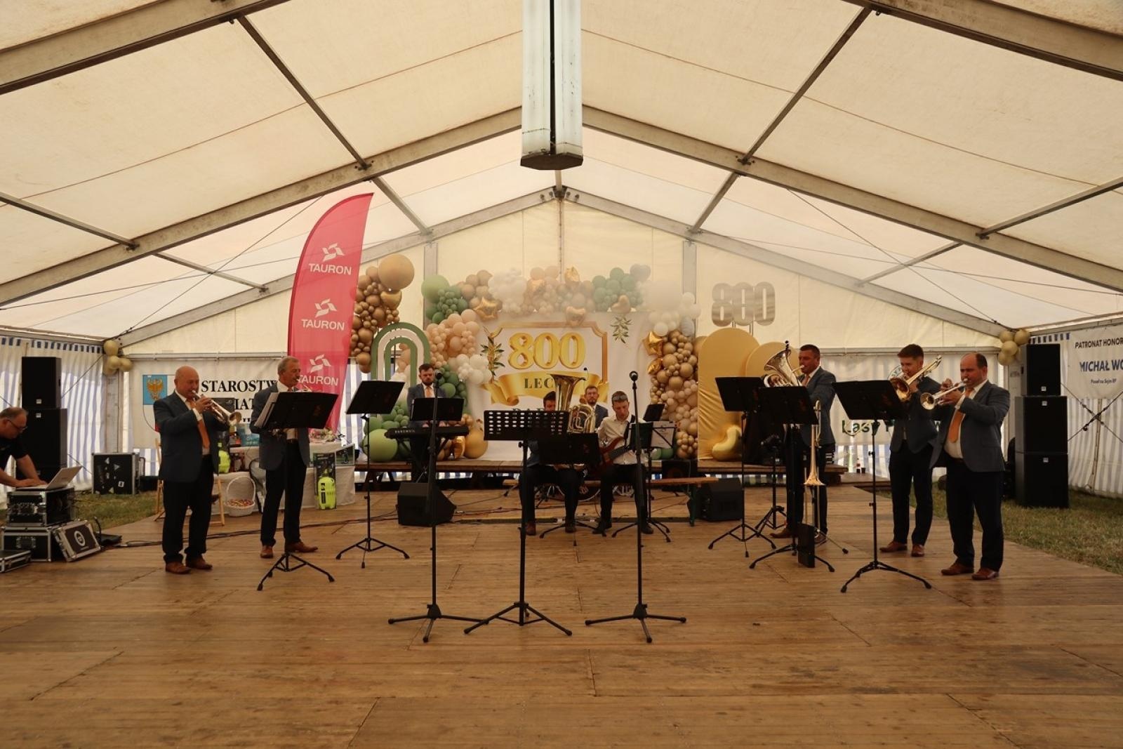 Zdjęcie w galerii na portalu naszraciborz.pl: 800 lat Sławikowa. Parafia hucznie świętowała urodziny wiadomości z regionu