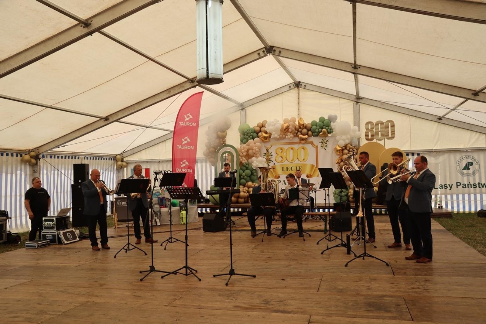 Zdjęcie w galerii na portalu naszraciborz.pl: 800 lat Sławikowa. Parafia hucznie świętowała urodziny wiadomości z regionu