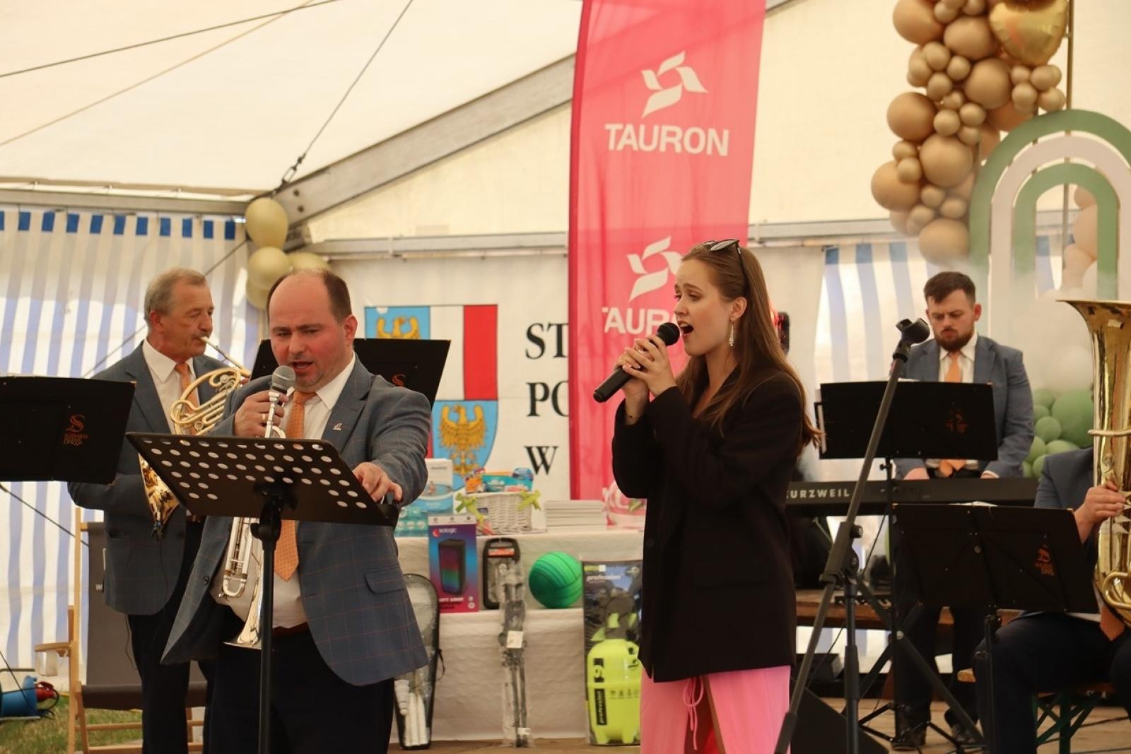 Zdjęcie w galerii na portalu naszraciborz.pl: 800 lat Sławikowa. Parafia hucznie świętowała urodziny wiadomości z regionu