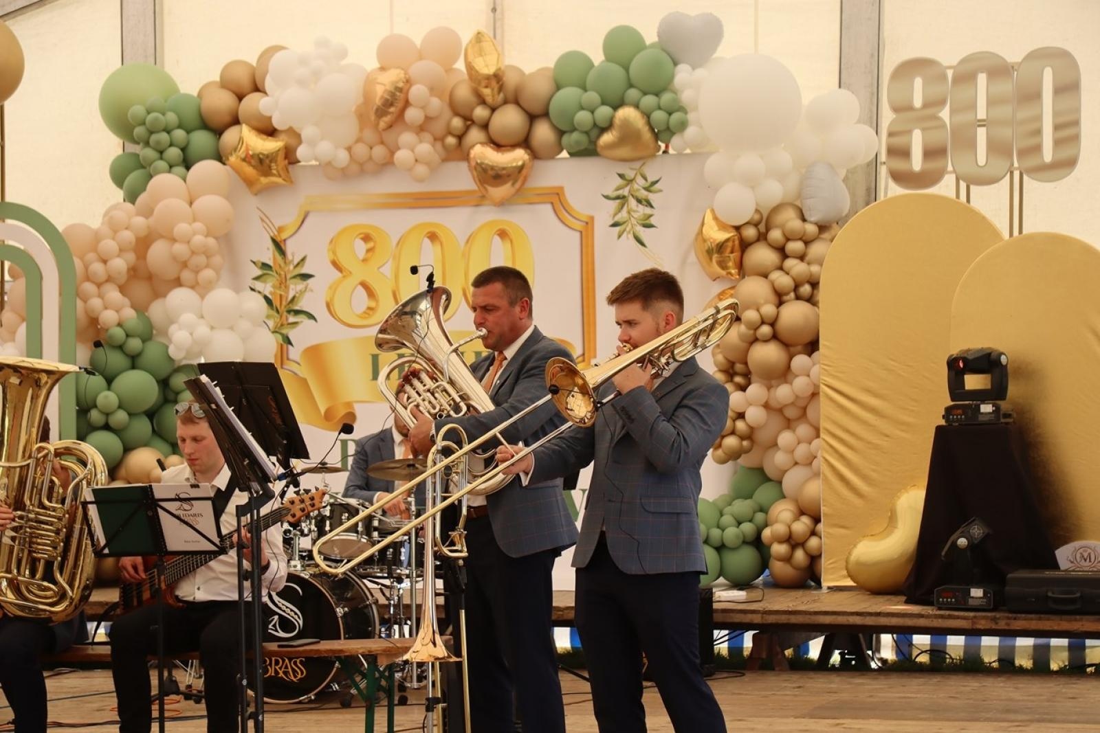 Zdjęcie w galerii na portalu naszraciborz.pl: 800 lat Sławikowa. Parafia hucznie świętowała urodziny wiadomości z regionu