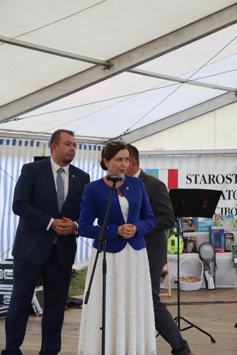 Zdjęcie w galerii na portalu naszraciborz.pl: 800 lat Sławikowa. Parafia hucznie świętowała urodziny wiadomości z regionu