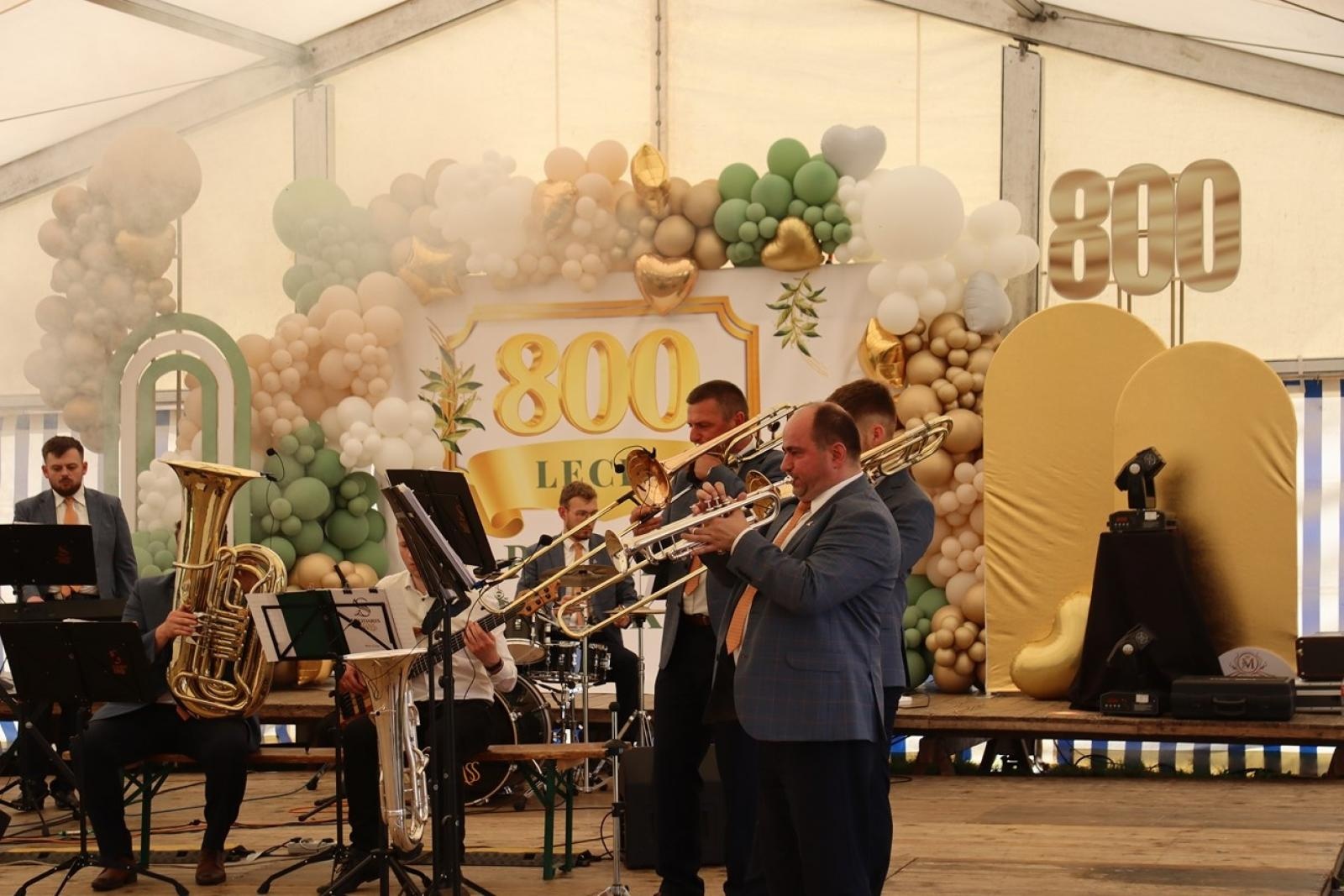 Zdjęcie w galerii na portalu naszraciborz.pl: 800 lat Sławikowa. Parafia hucznie świętowała urodziny wiadomości z regionu