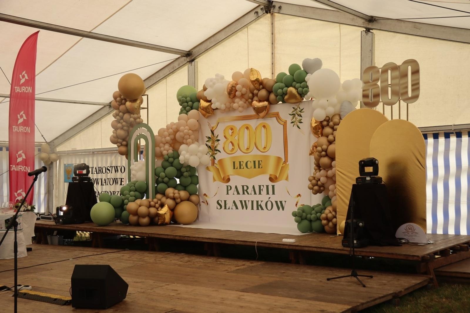 Zdjęcie w galerii na portalu naszraciborz.pl: 800 lat Sławikowa. Parafia hucznie świętowała urodziny wiadomości z regionu