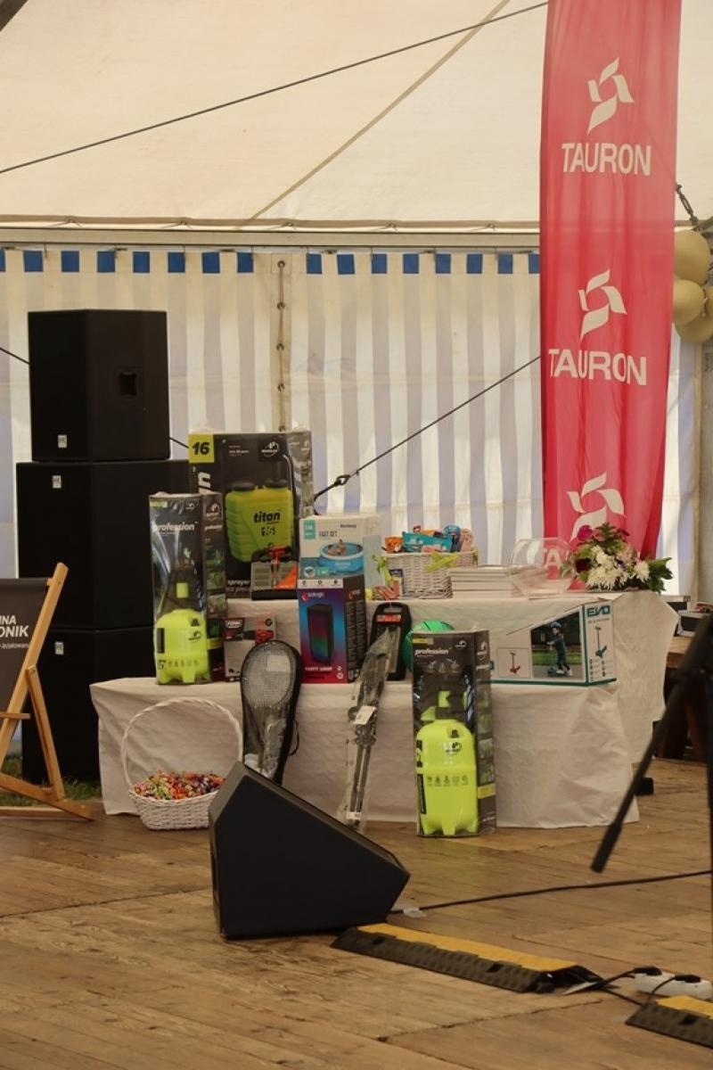 Zdjęcie w galerii na portalu naszraciborz.pl: 800 lat Sławikowa. Parafia hucznie świętowała urodziny wiadomości z regionu